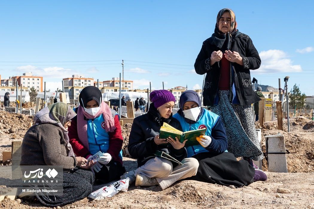 تصاویری دلخراش از قبرستان شهر زلزلهزده ترکیه+عکس