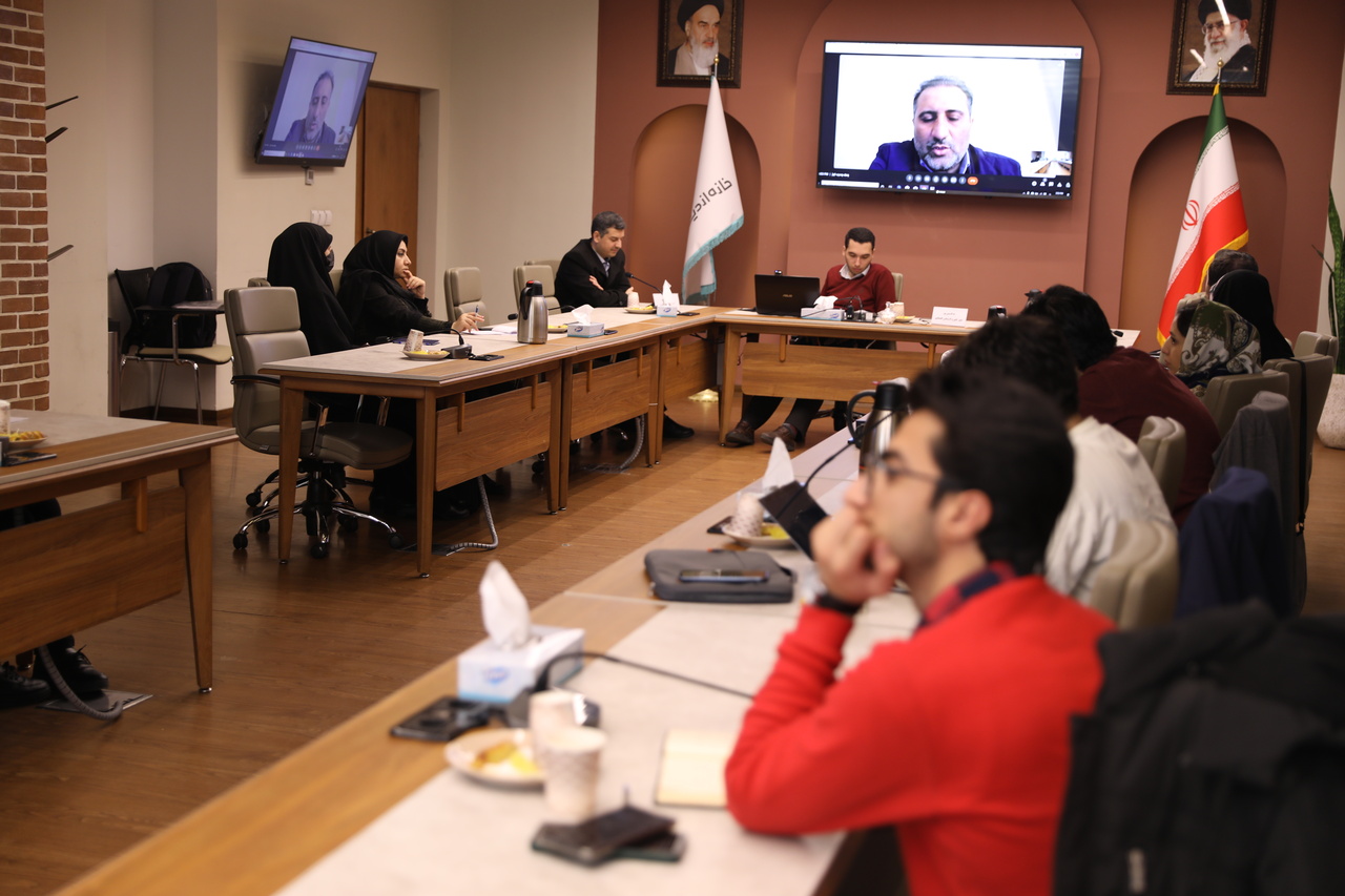 «ته صف» تخصیص ارز با کیست؟ «ته صف» تخصیص ارز با کیست؟