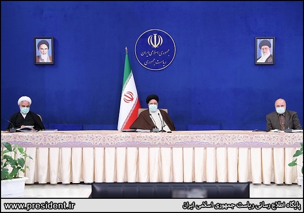 جلسه شبانه سران قوا برای تکلیف بانک مرکزی جلسه شبانه سران قوا برای تکلیف بانک مرکزی