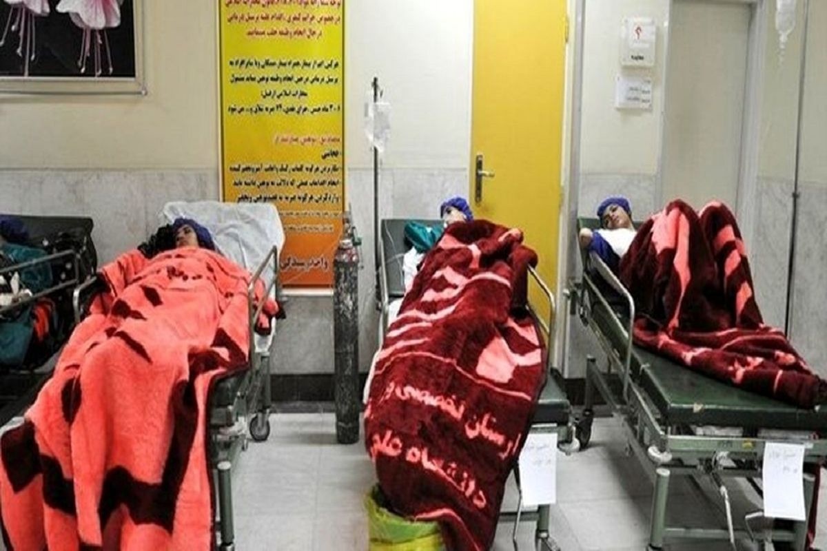 خبرگزاری دولت مسمومیت دانش آموزان را به گردن خود دانش آموزان انداخت؟ خبرگزاری دولت مسمومیت دانش آموزان را به گردن خود دانش آموزان انداخت؟