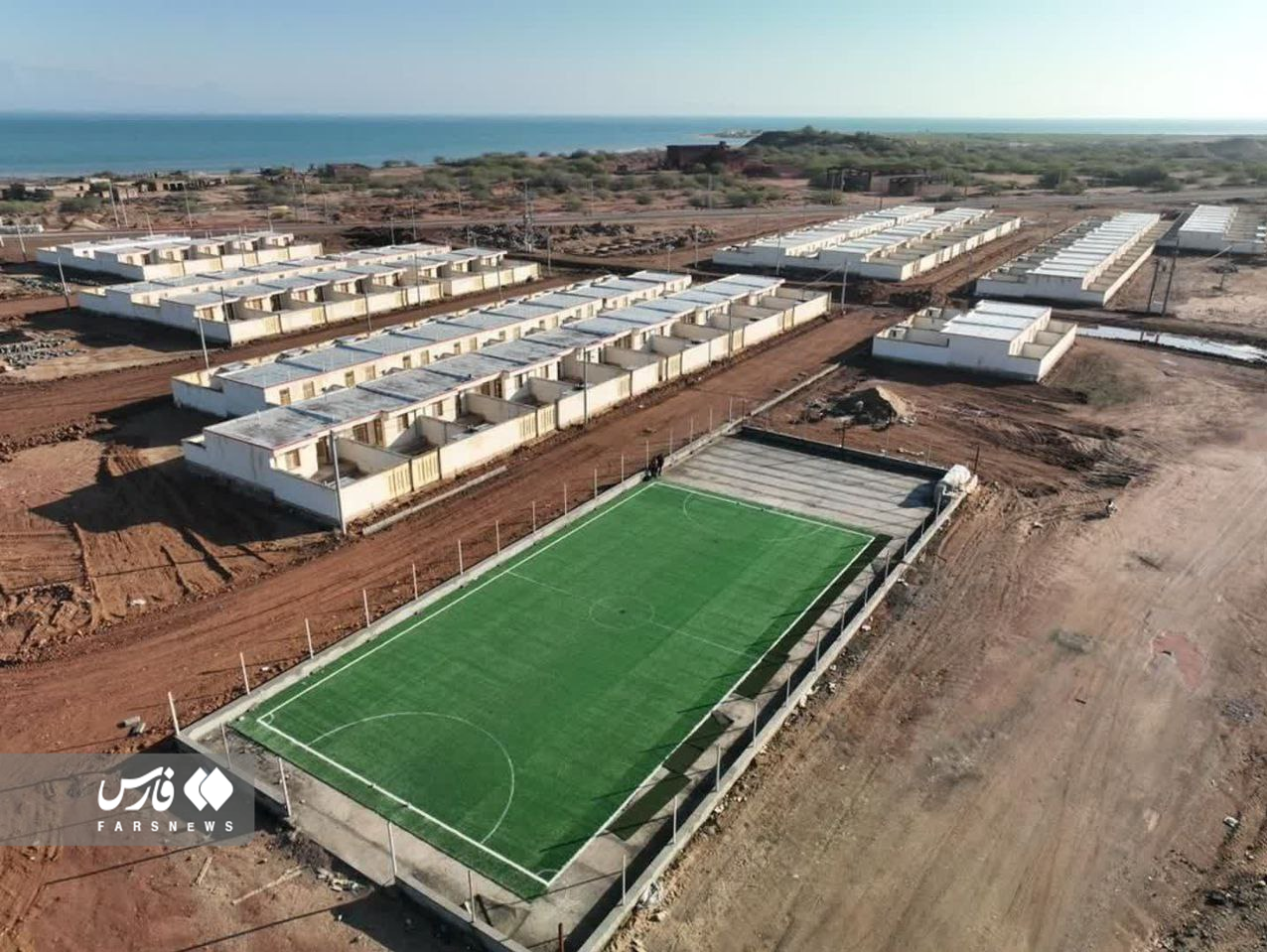 سپاهیها در این جزیره ۱۰۰ ویلا ساختند