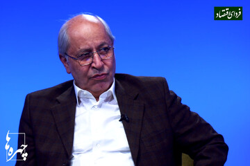 پاسخ مسعود نیلی: آیا هاشمی رفسنجانی اشتباه ارزی و سیاست پولی خود را پذیرفت؟