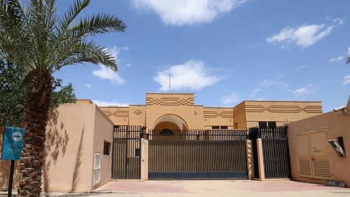 سفارت ایران در این کشور پس از سالها باز شد سفارت ایران در این کشور پس از سالها باز شد