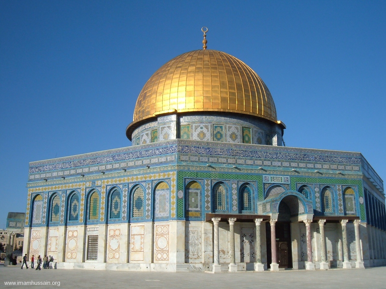 توزیع بلیت هواپیما در راهپیمایی روز قدس توزیع بلیت هواپیما در راهپیمایی روز قدس