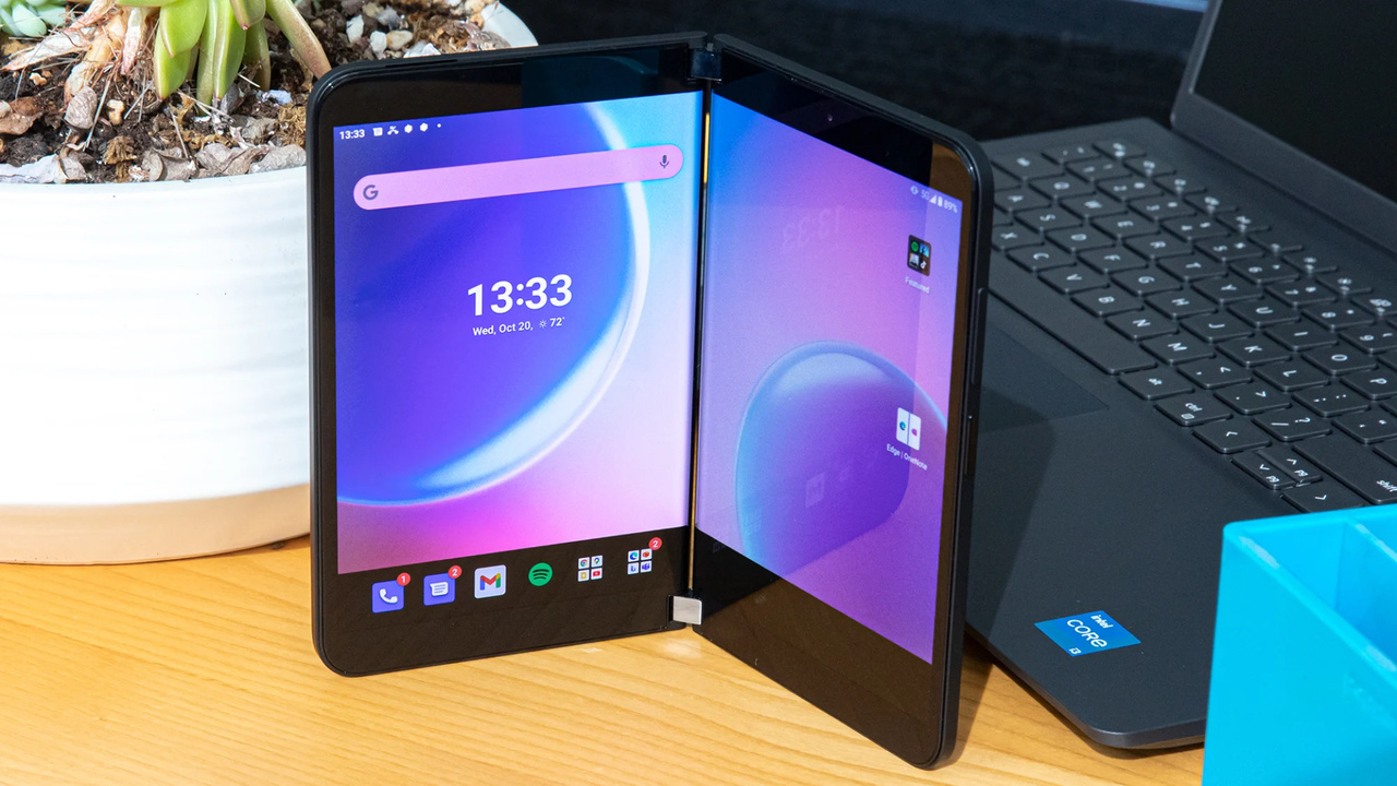 این گوشیهای تاشو امسال رونمایی میشوند