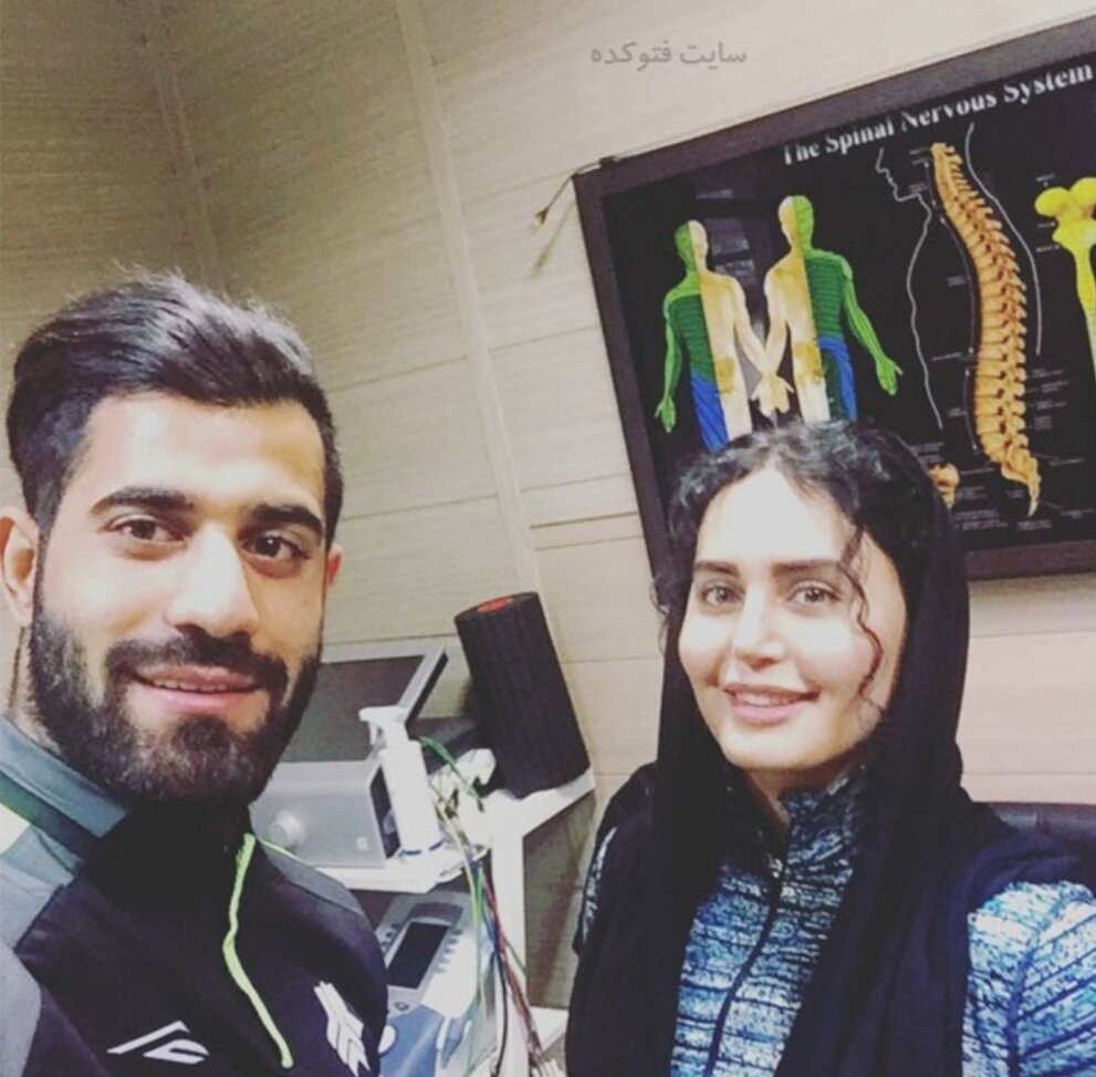 سلفی جنجالساز یک پرسپولیسی در کنار بازیگر زن مشهور + عکس سلفی جنجالساز یک پرسپولیسی در کنار بازیگر زن مشهور + عکس