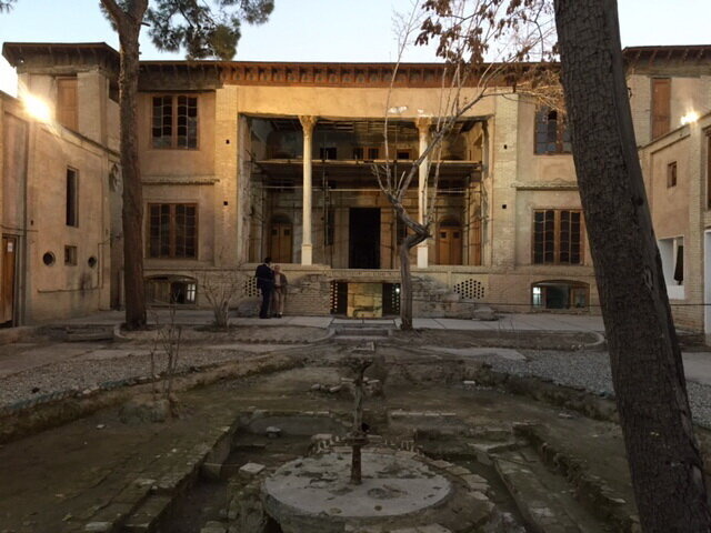 لوکیشن فیلم مهمان مامان به مزایده گذاشته شد + عکس