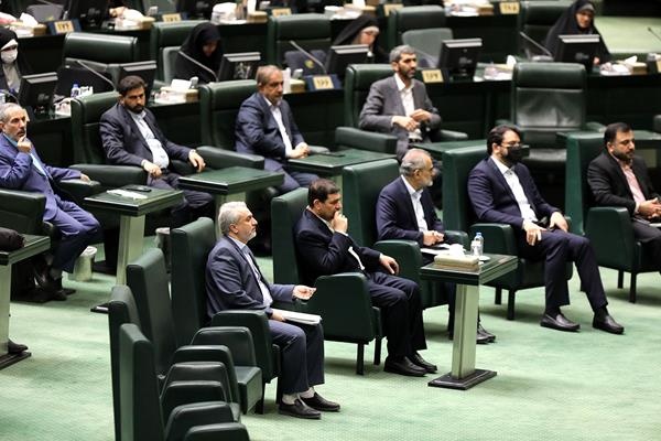 کنایه نماینده زابل به تیم اقتصادی دولت رئیسی کنایه نماینده زابل به تیم اقتصادی دولت رئیسی