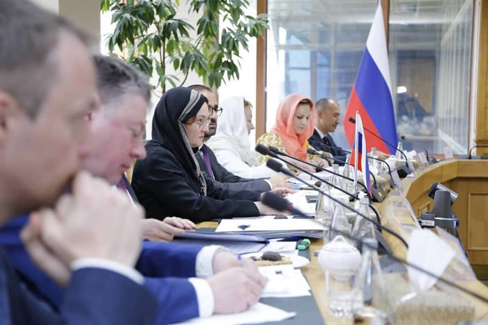 دیدار رئیس بانک مرکزی با ناجی اقتصاد روسیه + تصاویر