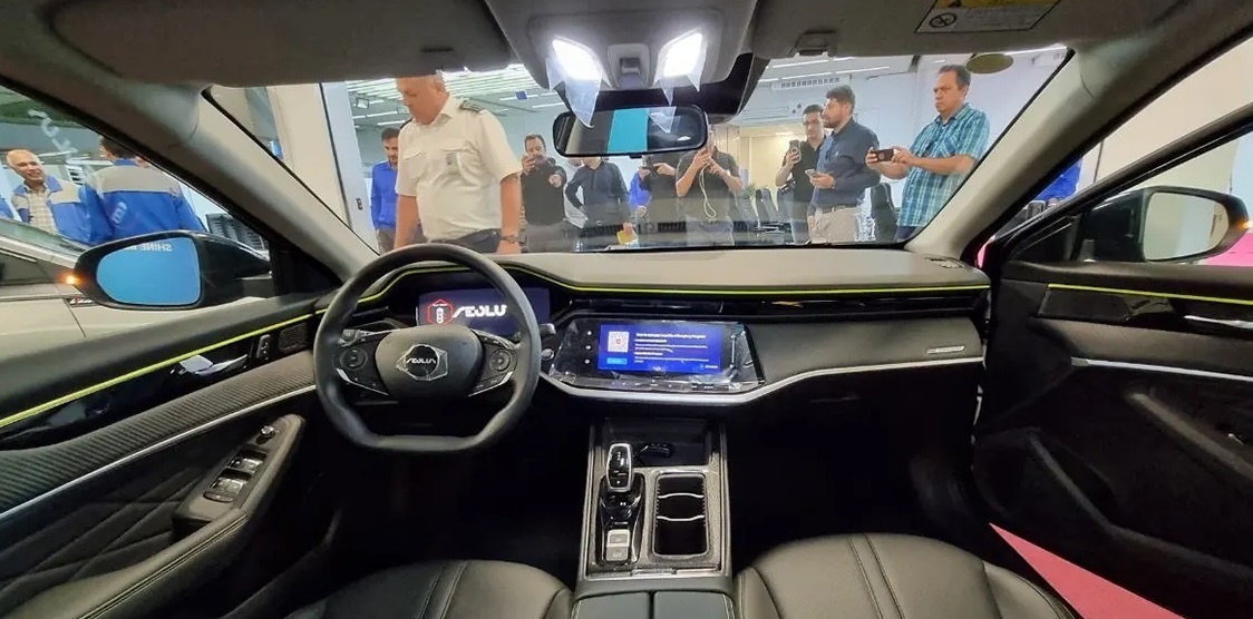 رونمایی رسمی از خودرو وارداتی ایران خودرو