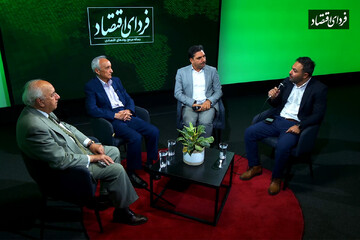 علل تاریخی عقبماندگی اقتصادی ایران/ میزگردی با حضور موسی غنینژاد، فریدون مجلسی و آرش رئیسینژاد