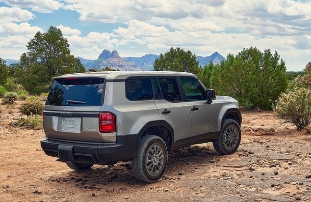 نسل جدید تویوتا پرادو رونمایی شد + عکس