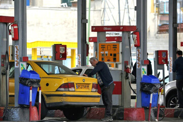 آماده باش ۳۰هزار مامور پلیس تهران پس از هک‌شدن پمپ‌ بنزین‌ها