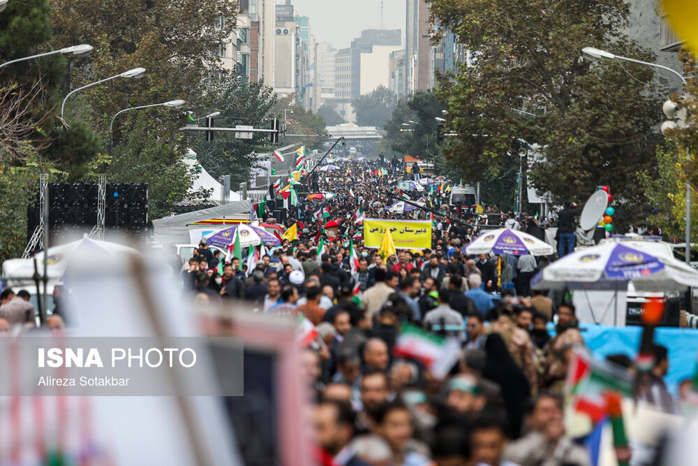 آغاز راهپیمایی ۱۳ آبان در سراسر کشور + فیلم