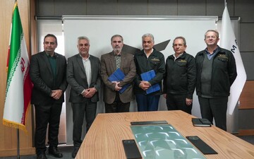 امضای تفاهم نامه بین گروه بهمن و ملی پست، برای خرید موتورسیکلت