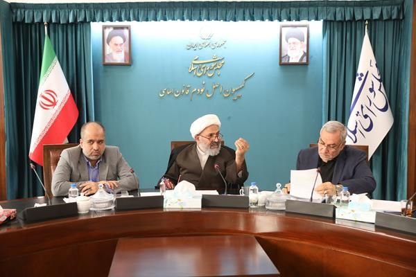 ورود کمیسیون اصل ۹۰ به توزیع اینترنتی دارو ورود کمیسیون اصل ۹۰ به توزیع اینترنتی دارو
