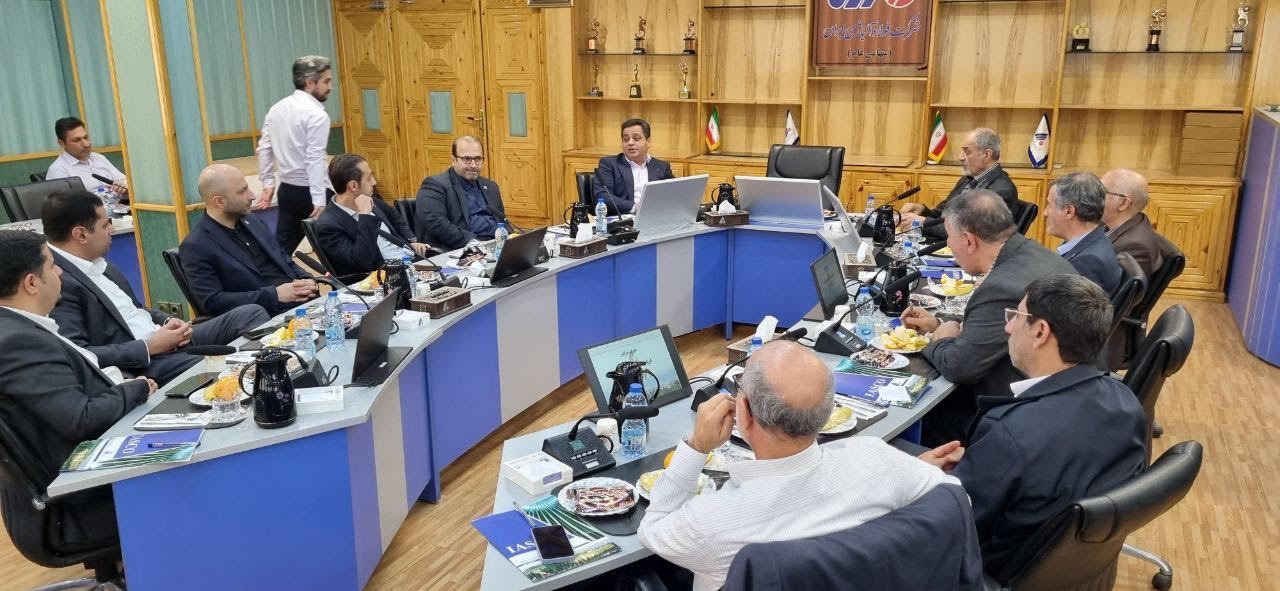 جلسه هم اندیشی هیئت مدیره انجمن تولیدکنندگان فولاد ایران در فولاد آلیاژی ایران جلسه هم اندیشی هیئت مدیره انجمن تولیدکنندگان فولاد ایران در فولاد آلیاژی ایران