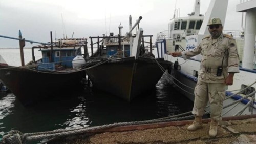 توقیف شناور صیادی با هفت تن ماهی قاچاق در خلیج فارس