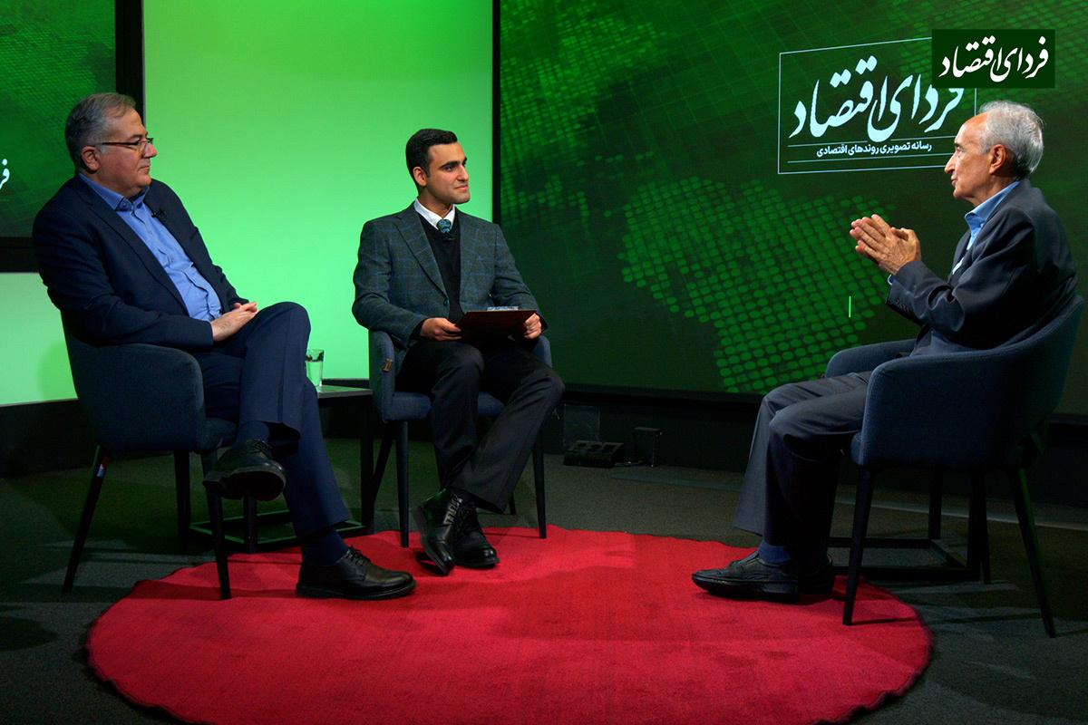 علم و شبهعلم در گفتوگو با موسی غنینژاد(۵) / نهادهای ثروتساز چگونه در جوامع شکل میگیرند؟ هایک چه نقدی به ایده طراحی نهادها دارد؟ علم و شبهعلم در گفتوگو با موسی غنینژاد(۵) / نهادهای ثروتساز چگونه در جوامع شکل میگیرند؟ هایک چه نقدی به ایده طراحی نهادها دارد؟
