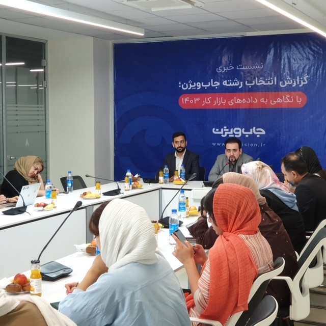 بالغ بر ۶۰ درصد فارغالتحصیلان دانشگاهی  از انتخاب رشته خود ناراضی هستند بالغ بر ۶۰ درصد فارغالتحصیلان دانشگاهی  از انتخاب رشته خود ناراضی هستند