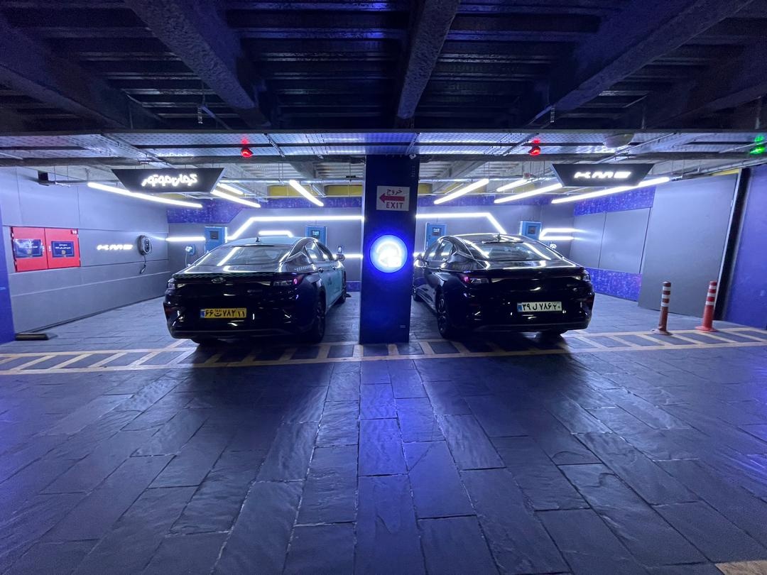 کرمان موتور پیشگام در ایجاد و راه اندازی ایستگاه شارژ خودروهای برقی در مراکز خرید تهران کرمان موتور پیشگام در ایجاد و راه اندازی ایستگاه شارژ خودروهای برقی در مراکز خرید تهران