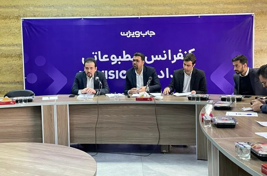 کاهش ۱۱ درصدی فرصتهای شغلی در تابستان ۱۴۰۳ کاهش ۱۱ درصدی فرصتهای شغلی در تابستان ۱۴۰۳