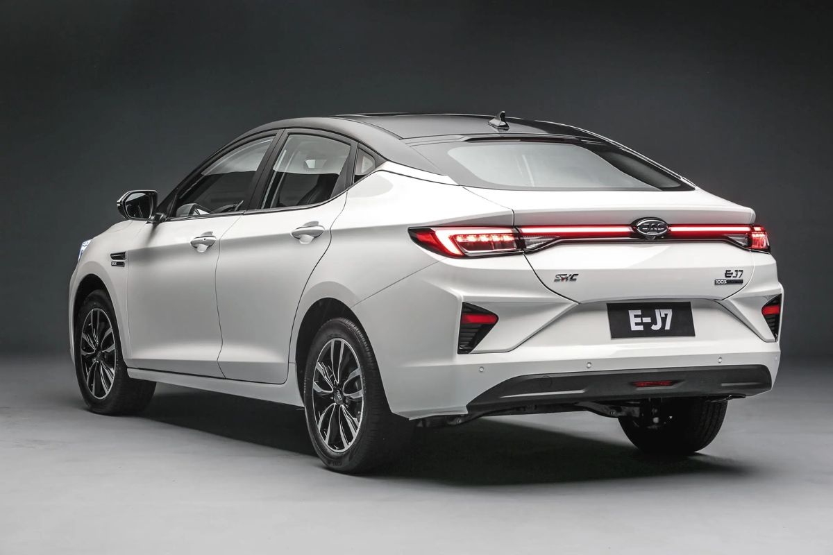 اعلام فروش خودروی برقی کرمان موتورباسرویس دورهای رایگان اعلام فروش خودروی برقی کرمان موتورباسرویس دورهای رایگان