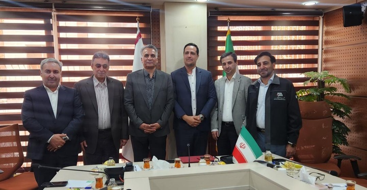 تجلیل از مدیر اثرگذار در توسعه بخش معدن