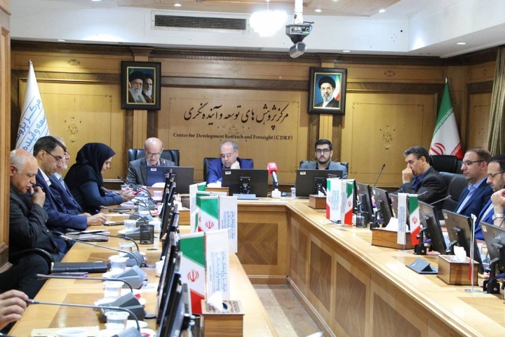سردرگمی صنعتی در تله «تکثر اسناد»؛ چرا ایران به «نهاد راهبر» توسعه نرسید؟